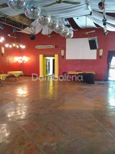 Imagen 8 de 14 de Local En Venta O Permuta Ubicado En Moreno, Moreno