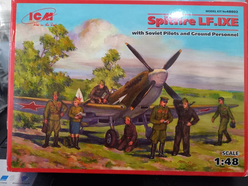 Icm 1/48 Spitfire Lf.ixe  W/soviet Pilot Ground Personnel