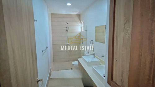 Apartamento En Punta Cana, A 50 Metros De La Playa