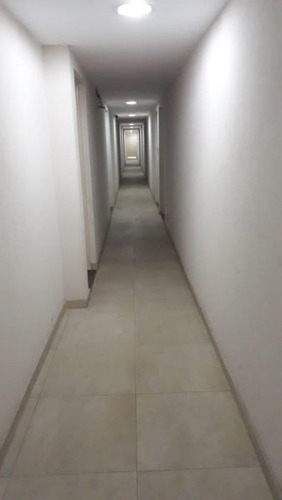 Imagen 11 de 12 de Oficina Comercial Excelente Ubicacion Colectora Oeste