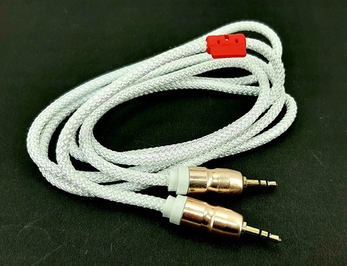 Cable Auxiliar Audio Profesional Ficha Metal 3,5mm Tela 1,5m