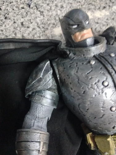 Dc Multiverse Batman Armored, Personalizado, Mcfarlane!! (Usado)