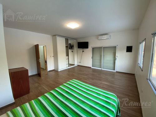 Quinta 4 Ambientes En Venta - Francisco Alvarez, Moreno