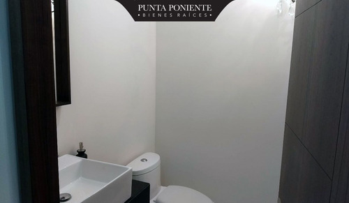Imagen 10 de 28 de Renta De Departamento Nuevo Con Terraza En Bosque Real