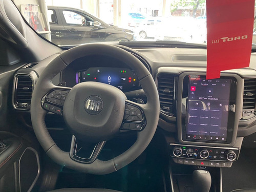 Imagen 9 de 16 de Fiat Toro Ultra 4x4 My22