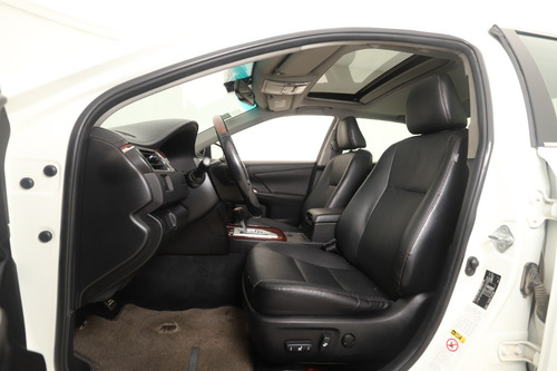 Toyota Camry 2.5 L4 At