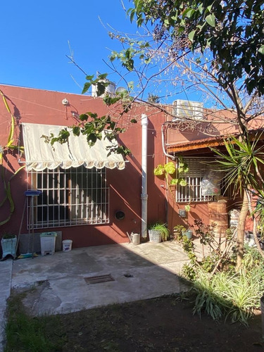 Imagen 5 de 7 de Venta De Casa 3 Ambientes, Excelente Ubicación Con Financiación Del 50%