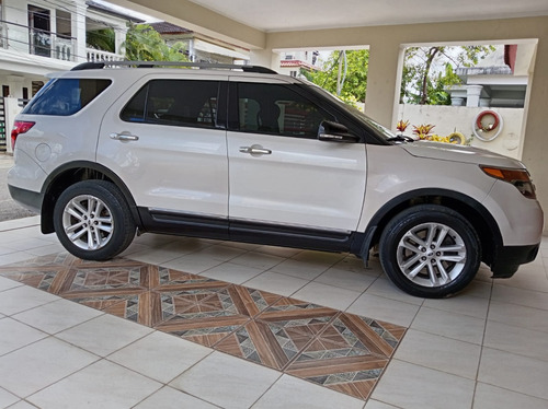 Ford Explorer Xlt 2014