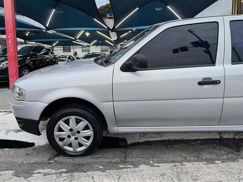 Imagem 6 de 9 de Volkswagen Gol 2006 1.0 Plus Total Flex 4p