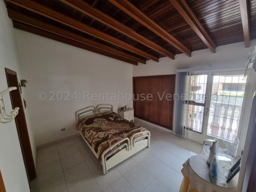 Leandro Manzano Casa En Venta,colinas De Los Ruices Mls #24-26888 As