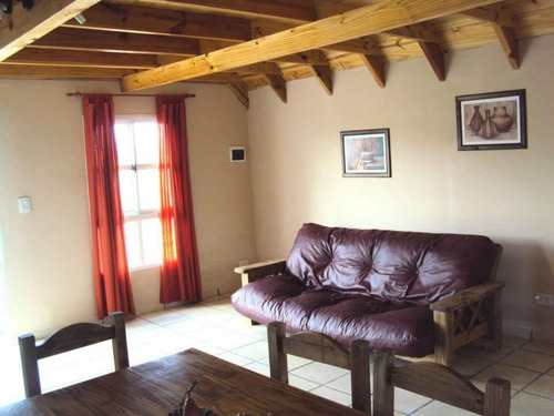 Complejo De Cabañas En Venta - 3 Dormitorios 3 Baños - 445mts2 - Balneario Marisol