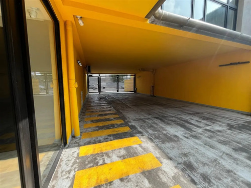 Arriendo Oficina Parque Ohiggins Con Estacionamiento