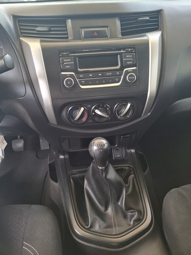 Nissan Doble Cabina Np300 2020