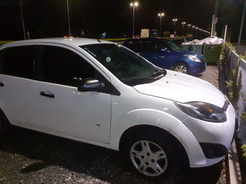 Ford Fiesta 1.6 Max One Ambiente Plus 98cv 2014