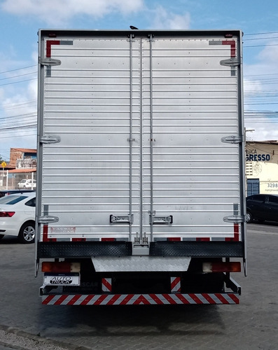 Mercerdes Benz Accelo 816