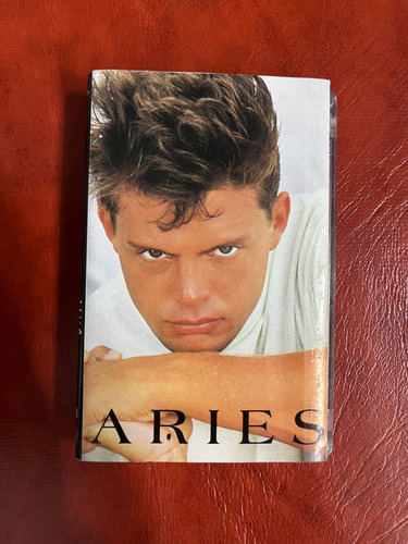 Luis Miguel - Aries (casete, Wea, 1993) Estándar (Usado)