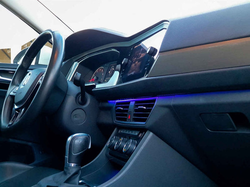 Imagen 14 de 15 de Volkswagen Jetta 2019 4p Highline L4/1.4/t Aut