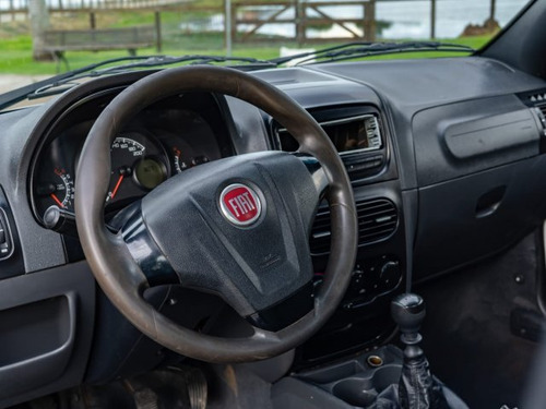 Fiat Strada Strada 1.4 MPI HARD WORKING CS 8V FLEX 2P MANUAL