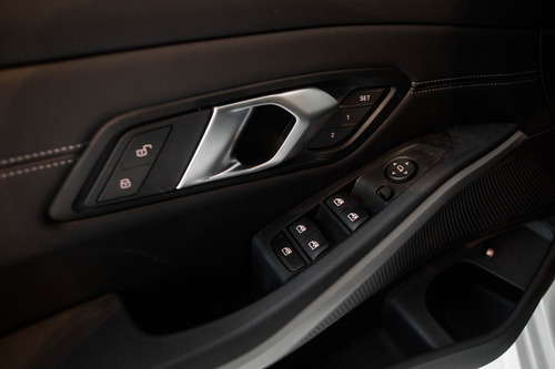 Bmw 330e Urban 2024