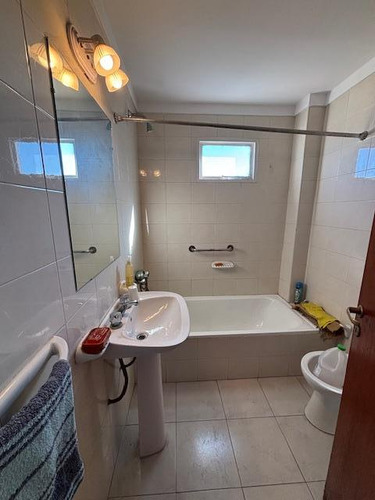 Departamento 50 M2 Cubiertos Con Balcon Cocina Separada Impecable