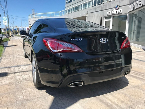 Hyundai Genesis Coupe 2.0t 275cv