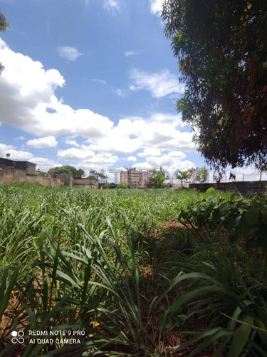En Venta Terreno. Sector Aeropuerto, VĂa La Pica. Maturin, Monagas, Venezuela