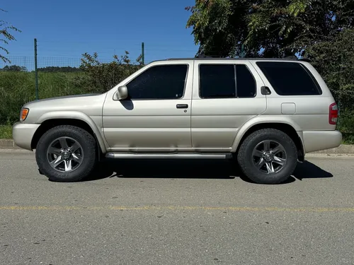 2003 Nissan Pathfinder Ancha