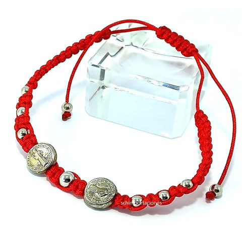 Pulsera San Benito - Hilo Rojo Ajustable + Consagrada +  M1