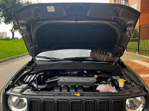 Imagen 25 de 25 de Jeep Renegade 2022 Conncet Sport 1.8cc