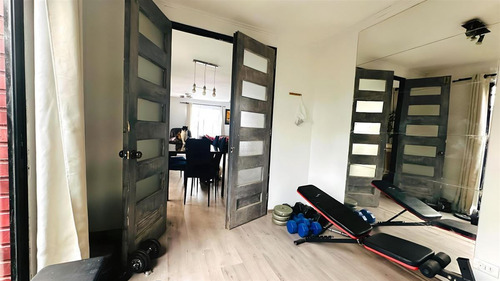 Casa En Venta De 4 Dorm. En Quilicura