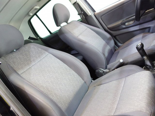 Volkswagen Fox Fox 1.6 MI 8V FLEX 4P MANUAL
