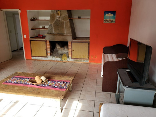 Casa En Venta - Apta Para Banco - Consulte !!!- Ref: 2735