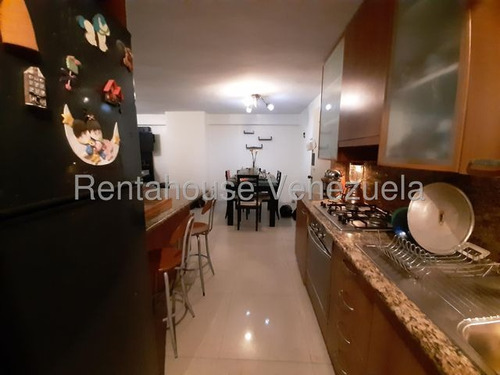 Estupendo Apartamento En La Solano 25-7697