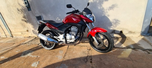 Imagem 8 de 12 de Honda Cb 300 2010