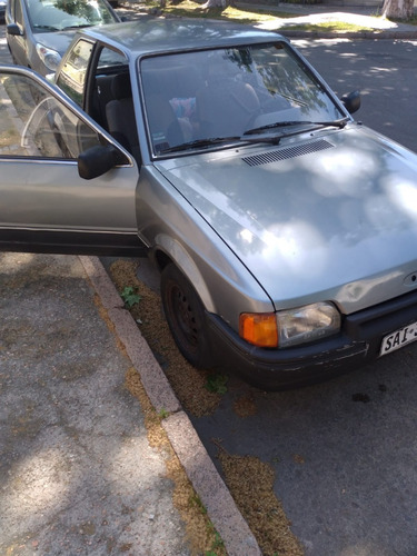 Ford Escort 1.6 Gl