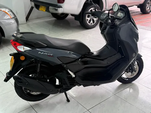 Yamaha Nmax 2024