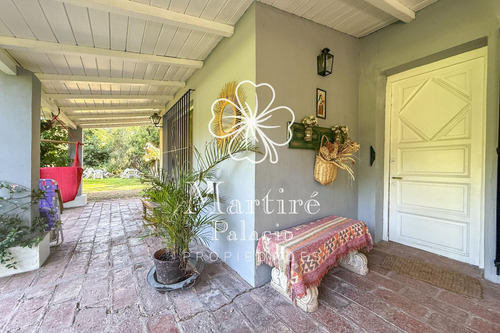 Casa En Venta En Villa De Mayo. A Pocos Metros Del Club Cuba.