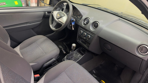 Chevrolet Celta 1.4 Lt Aa+dir