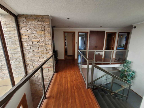 Imagen 9 de 25 de Tejada Propiedades. Moderna Casa 6d 5b 4e Piscina Jardin.