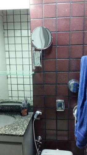 Imagem 9 de 15 de Excelente Casa Térrea Com Piscina Próximo Metrô - Di28500
