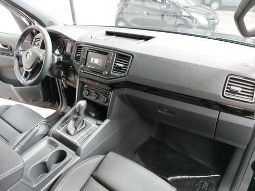 Imagen 23 de 25 de Volkswagen Amarok Black Style