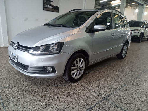 Volkswagen Suran Highline 2015 Impecable !!!!