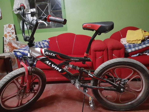 Imagen 1 de 4 de Bmx Usado Doble Amortiguador