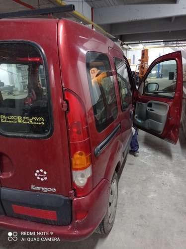 Renault Kangoo 1.6 2 Confort 5as Aa Da Svt 1plc 2010