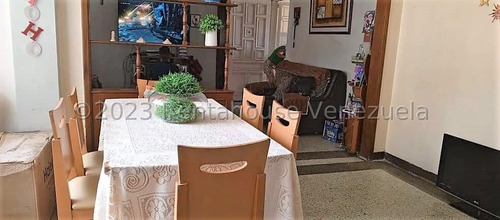 Apartamento En Venta En El Centro De Caracas