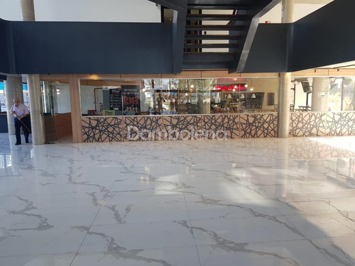 Imagen 3 de 15 de Oficina En Venta O Permuta Ubicado En Francisco Álvarez, Moreno