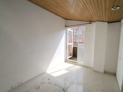 Apartamento En Venta En Modelia. Cod V16411