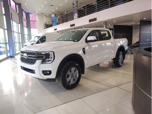 Ford Ranger XLS 3.0L V6 AT 4x4 CD