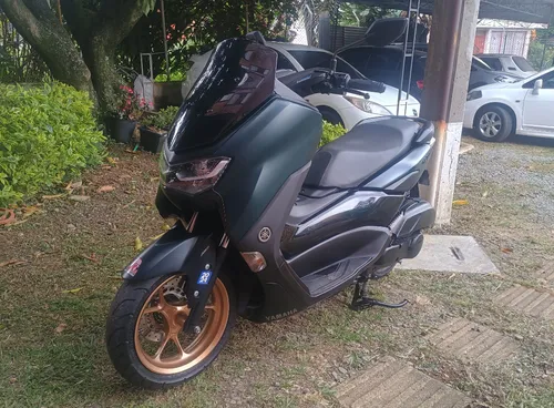 Vendo Nmax Modelo 2024 Con 15 Mil Klms , Llantas Nuevas Ori
