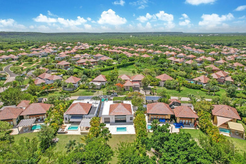 Cap Cana-green Village,se Renta Villa De 3 Habitaciones